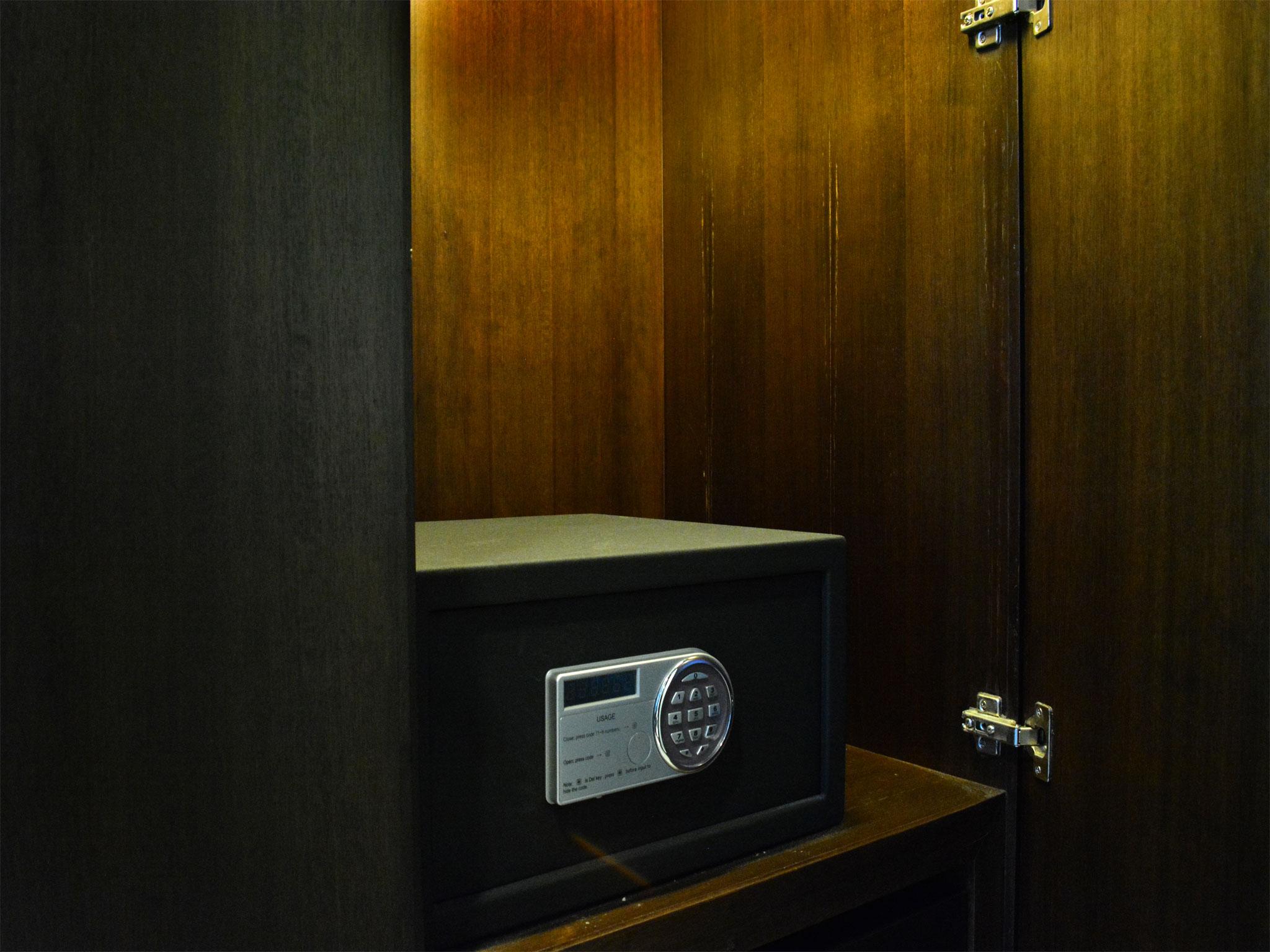 エーワン ブティック ホテル バンコク都 エクステリア 写真